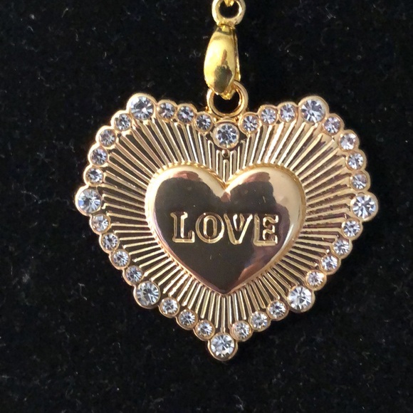 Gold Heart ❤️ Necklace - Picture 1 of 8